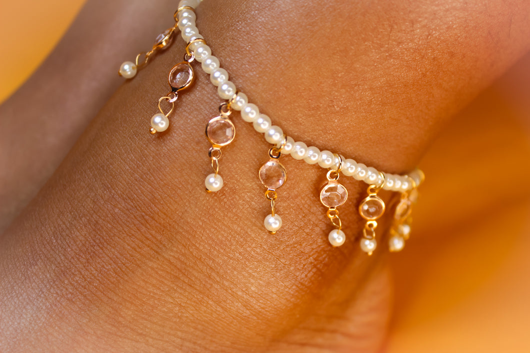 Pretty In Pearls Anklet